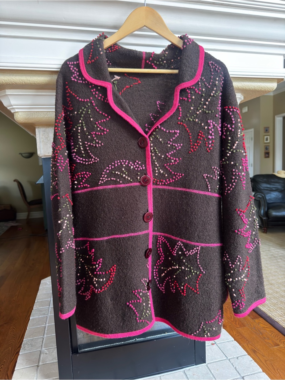 Susan Bristol Brown Wool Embroidered Floral Sweater Artisan Art to‎ Wear Size XL